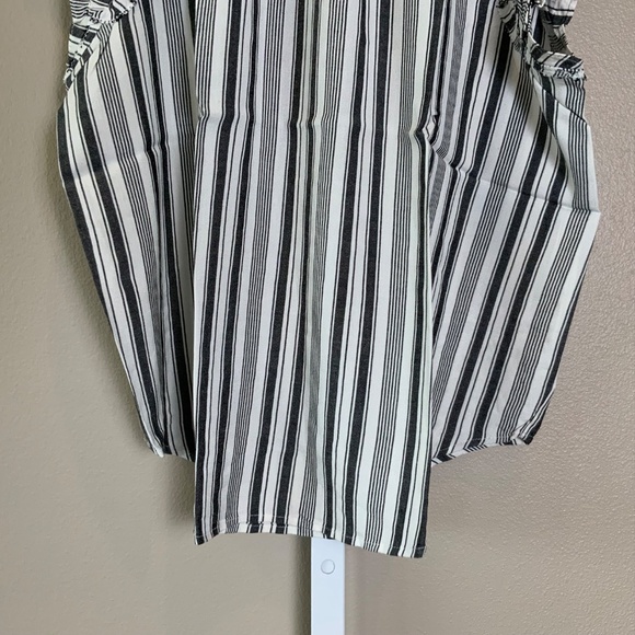 LOFT Striped Ruffle Split Neck Shell - Picture 11 of 16